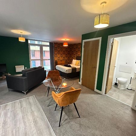 Adelphi Wharf Apartments By Beehosting Manchester Esterno foto