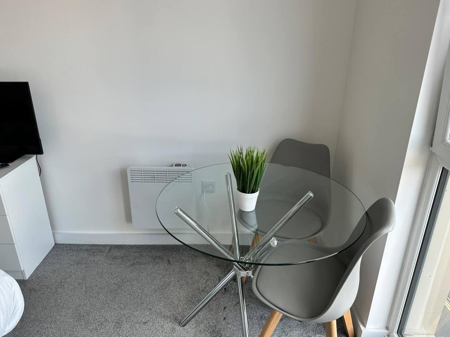 Adelphi Wharf Apartments By Beehosting Manchester Esterno foto