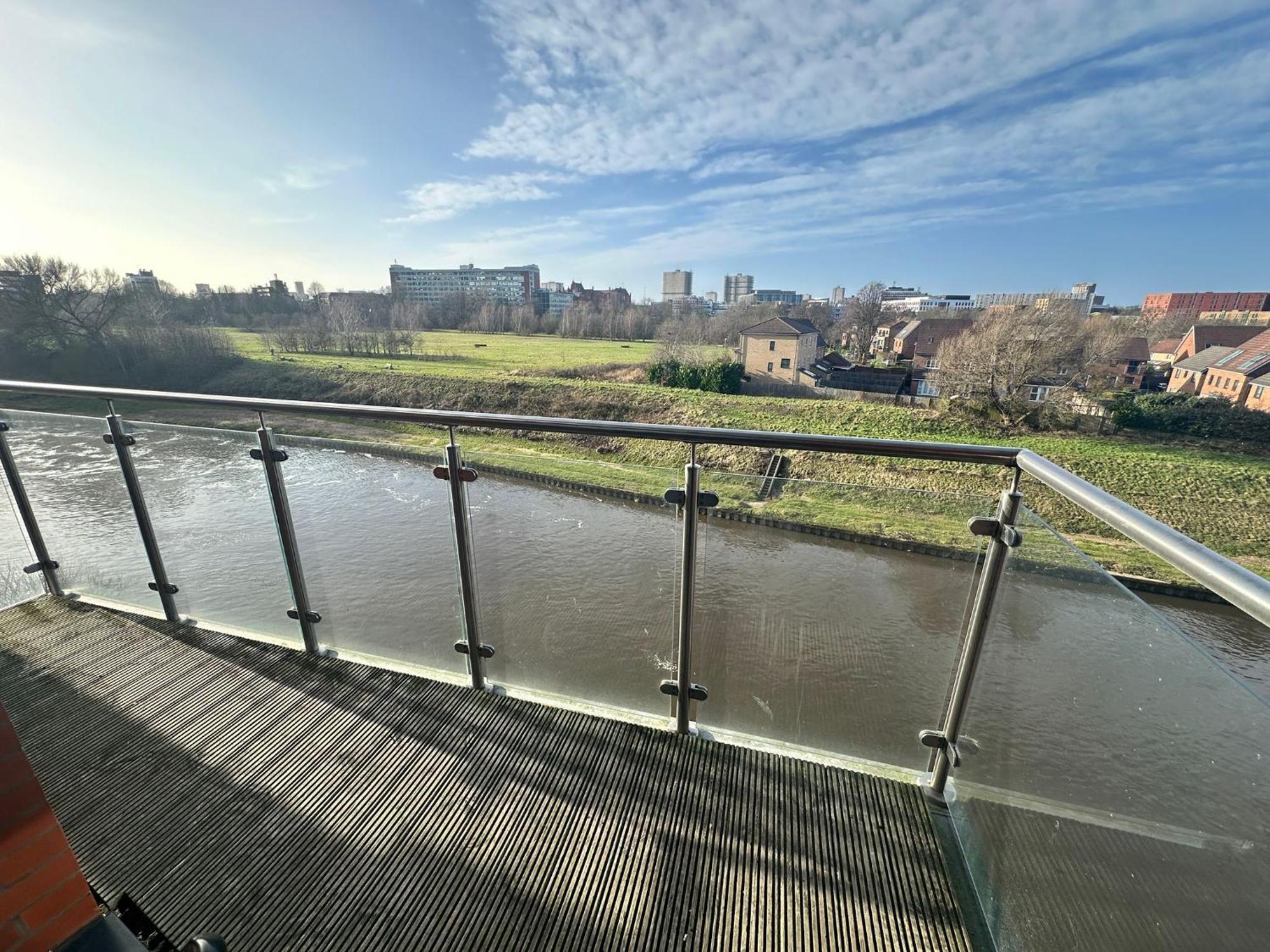 Adelphi Wharf Apartments By Beehosting Manchester Esterno foto
