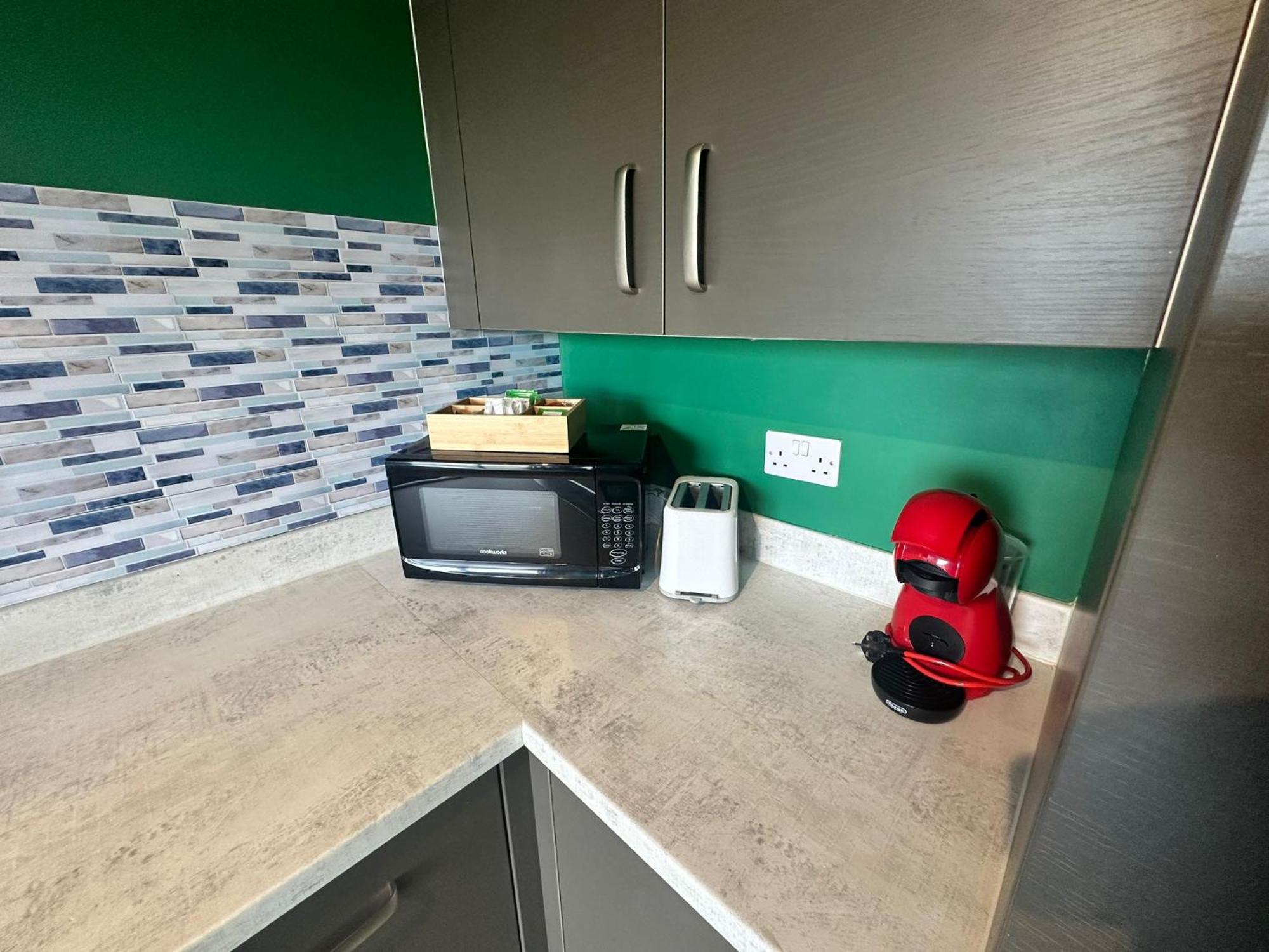 Adelphi Wharf Apartments By Beehosting Manchester Esterno foto
